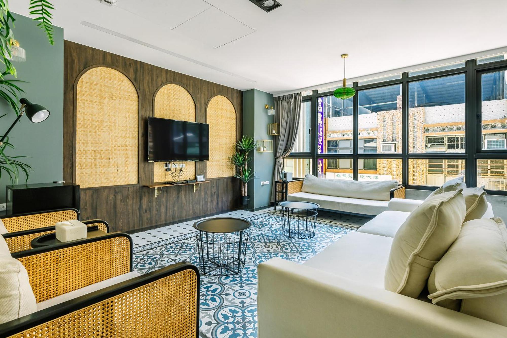 Nan Nan Hotel Kaohsiung Buitenkant foto